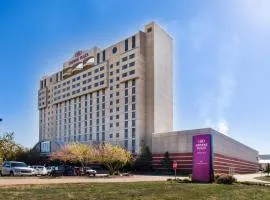 Crowne Plaza Springfield Convention Center, an IHG Hotel