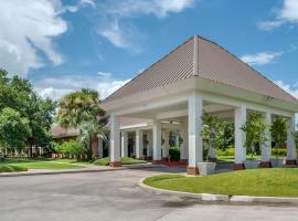 Clarion Inn Conference Center, locanda a Gonzales