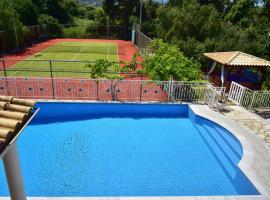 Villa Jolie Corfu Roda, hotel v destinaci Roda
