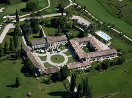 Relais Corte Paradiso, hôtel à Peschiera del Garda près de : Golf Club Paradiso del Garda