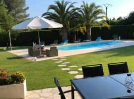 Charmante villa familiale, holiday home in Vence