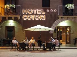 Hotel Cotori, готель у місті Ал-Понт-да-Суер