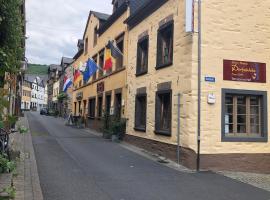 Hotel Zur Dorfschänke, hotel u gradu 'Klotten'