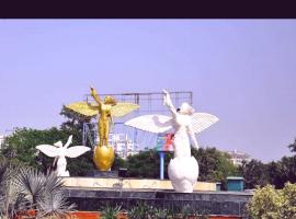 Sunfort Hospitality, kh&aacute;ch sạn ở Greater Noida