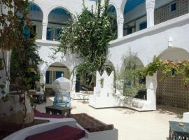 Hôtel Djerba Erriadh, מלון בחומט סוק