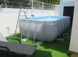 Moradia Geminada V2- Piscina Privada