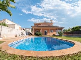 Villa Javi, hotell i Riumar