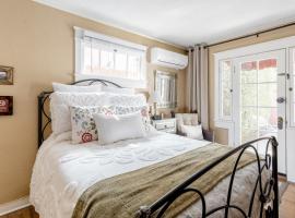 Casita Gundry- Boutique Hideaway, Quaint Historic Charm, hotel u gradu Long Bič