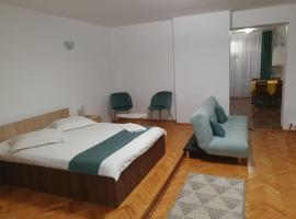 STUDIO APARTMENTS, appartamento a Alba Iulia