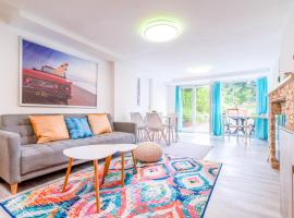 Cosy and Colorful apartment Szentendre, דירה בסנטאנדרה