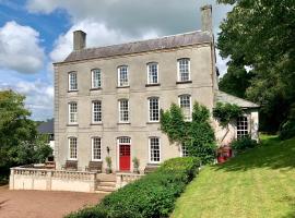 The Great House B&B, hotel with parking in Timberscombe