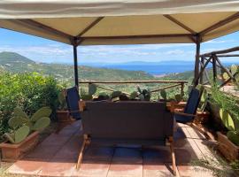 Magic Elba & Mindfulness Apartment, hotel with parking in Rio nellʼElba