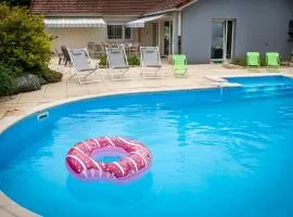 Villa 200m2 avec PISCINE chauffée & SPA & sauna & kota-grill