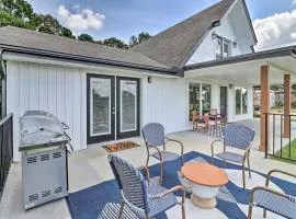 1 Mi to Marina and Golf Bismarck Home with Fire Pit!