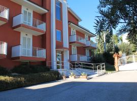 Appartamento IL POGGIO, hotel con spa en Tortoreto Alto