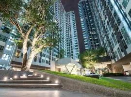 the base central pattaya seaview