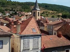 coquelicot, aluguel de temporada em Massiac