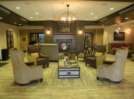 Teddy's Residential Suites Watford City, hotel en Watford City