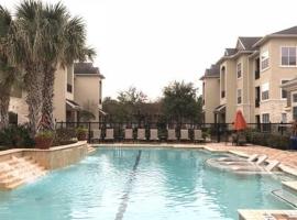 Magnificent Furnished Apartment near Exxon Campus, hotel v destinaci Spring
