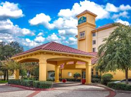 La Quinta by Wyndham Dallas North Central, hotell i Dallas