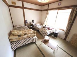 Guesthouse in Kitayuzawa onsen - Vacation STAY 8942, מלון בDate