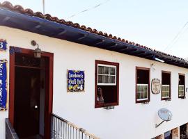 Hospedaria e Hostel da Déia，位于欧鲁普雷图的酒店