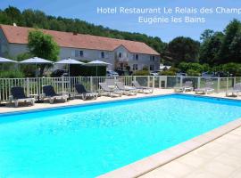 Hotel Le Relais des Champs, hotell i Eugénie-les-Bains