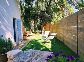 Gîte La Quille - Maison de hameau en Provence pour 4 personnes avec jardin privatif, sewaan penginapan di Le Puy-Sainte-Réparade