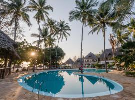 Paradise Beach Resort & Spa, hotel in Uroa