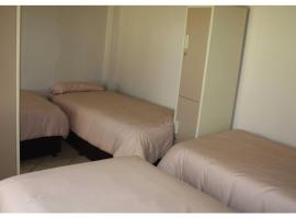 Abuelita Guesthouse - Room 1 – hotel w mieście Lephalale