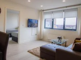 Virexxa Bedford Centre - Supreme Suite - 2Bed Flat with Free Parking & Gym