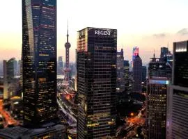 Regent Shanghai Pudong - Complimentary first round minibar per stay - including a bottle of wine