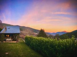 LA CASA d'en RAFEL, casa vacacional en Nevà