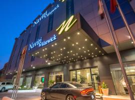 Naviti Warwick Al Khobar, hotell i Al Khobar