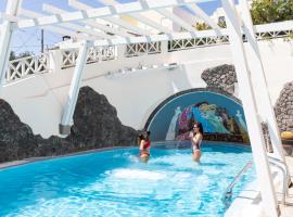 Erato Apartments, hotel in Firostefani