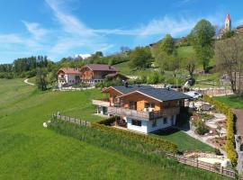 Chalet Frieda, apartment in Mühlbach