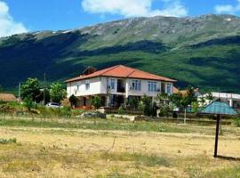 Riva Hotel, hotel v mestu Stenje