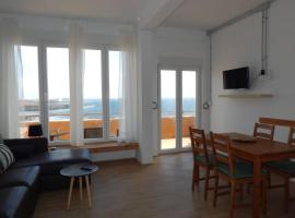 Big, large cozy apartment with sea view