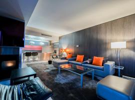 StripViewSuites Two-Bedroom Conjoined Suite at Palms Place, serviced apartment in Las Vegas