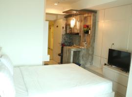 Apartemen Grand Kamala Lagoon by Cheapinn, Hotel in Bekasi