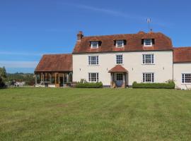 Groomes Country House, country house in Bordon