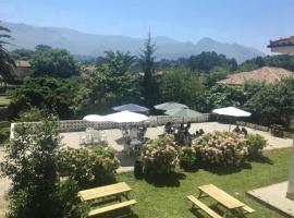 Albergue Internacional de Llanes, hotel i Llanes