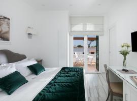 Vittoria Colonna Luxury B&B – hotel w pobliżu miejsca Plaża Pescatori w mieście Ischia