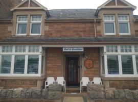 BELLEVILLE BED AND BREAKFAST, B&B di Elgin