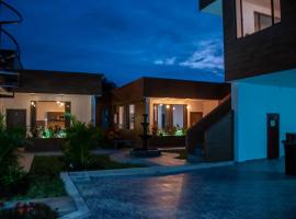 Toucan Platinum Suites Aparthotel, hotel v destinaci Mindo
