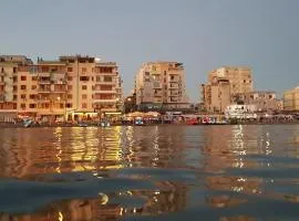 Seaview Apartments Right at The Beach