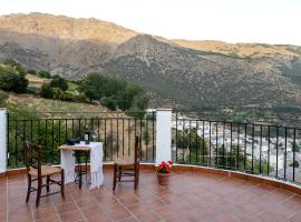 Casa rural El Fuerte de Atabuey, maalaistalo kohteessa Trevélez