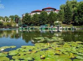 New Egreta Resort, hotel in Dunavăţu de Jos