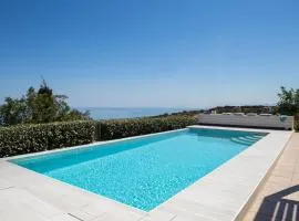 Effies Cozy Villa-Spectacular View and Playground
