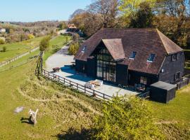 The Canterbury Barn by Bloom Stays, cottage in Canterbury